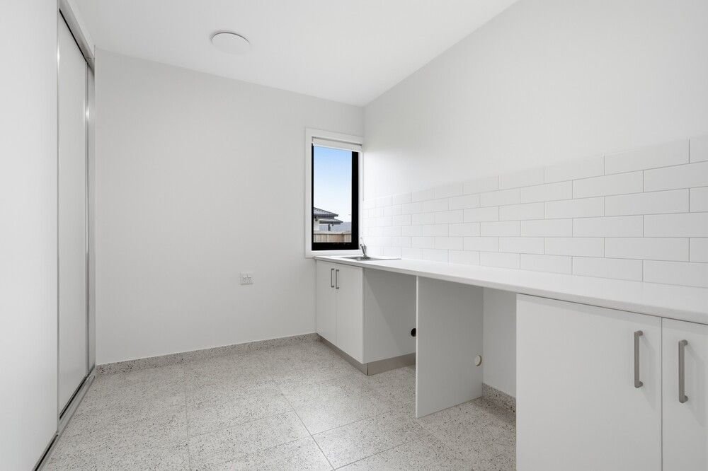 30 Bluetongue Drive, photograph 11.