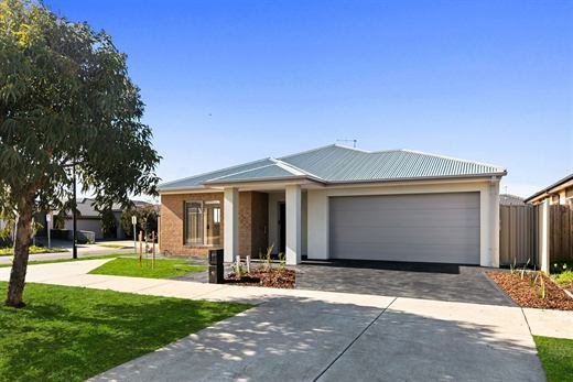 The home at 317 Charlemont Road Armstrong Creek.