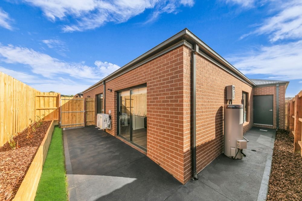 34 Xavier Road, photograph 1.