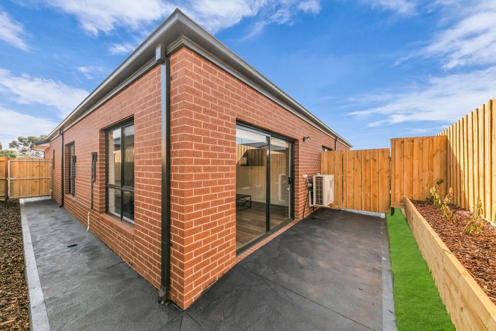 34 Xavier Road, photograph 4.