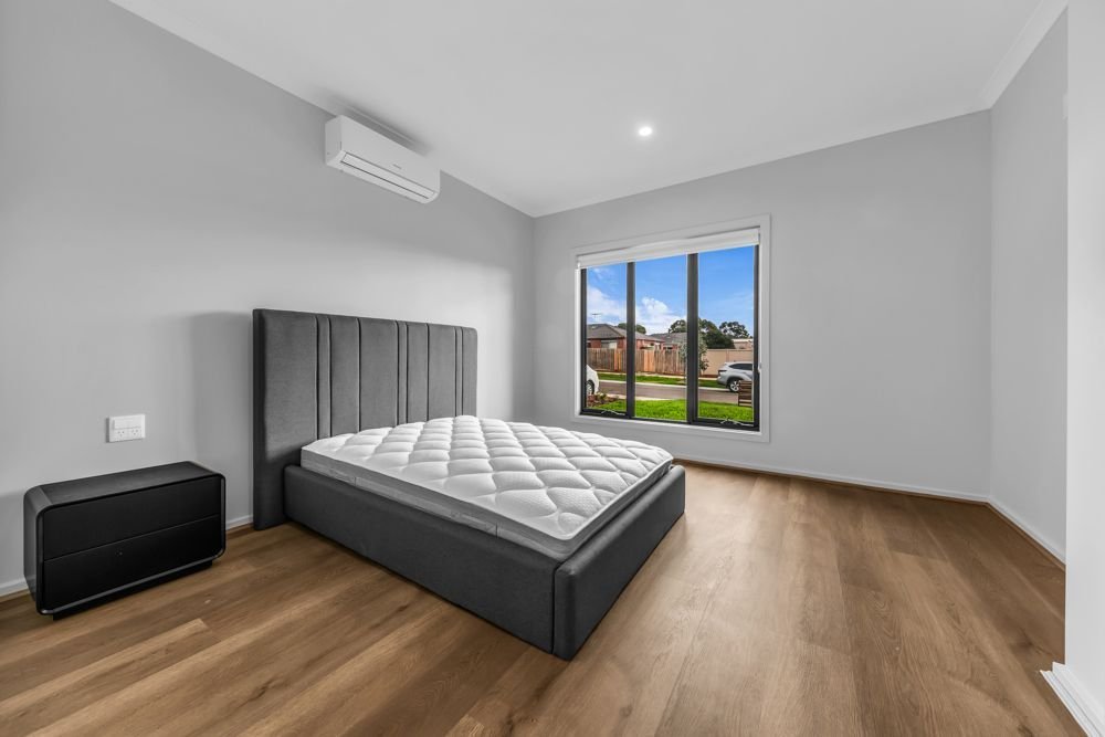 34 Xavier Road, photograph 12.