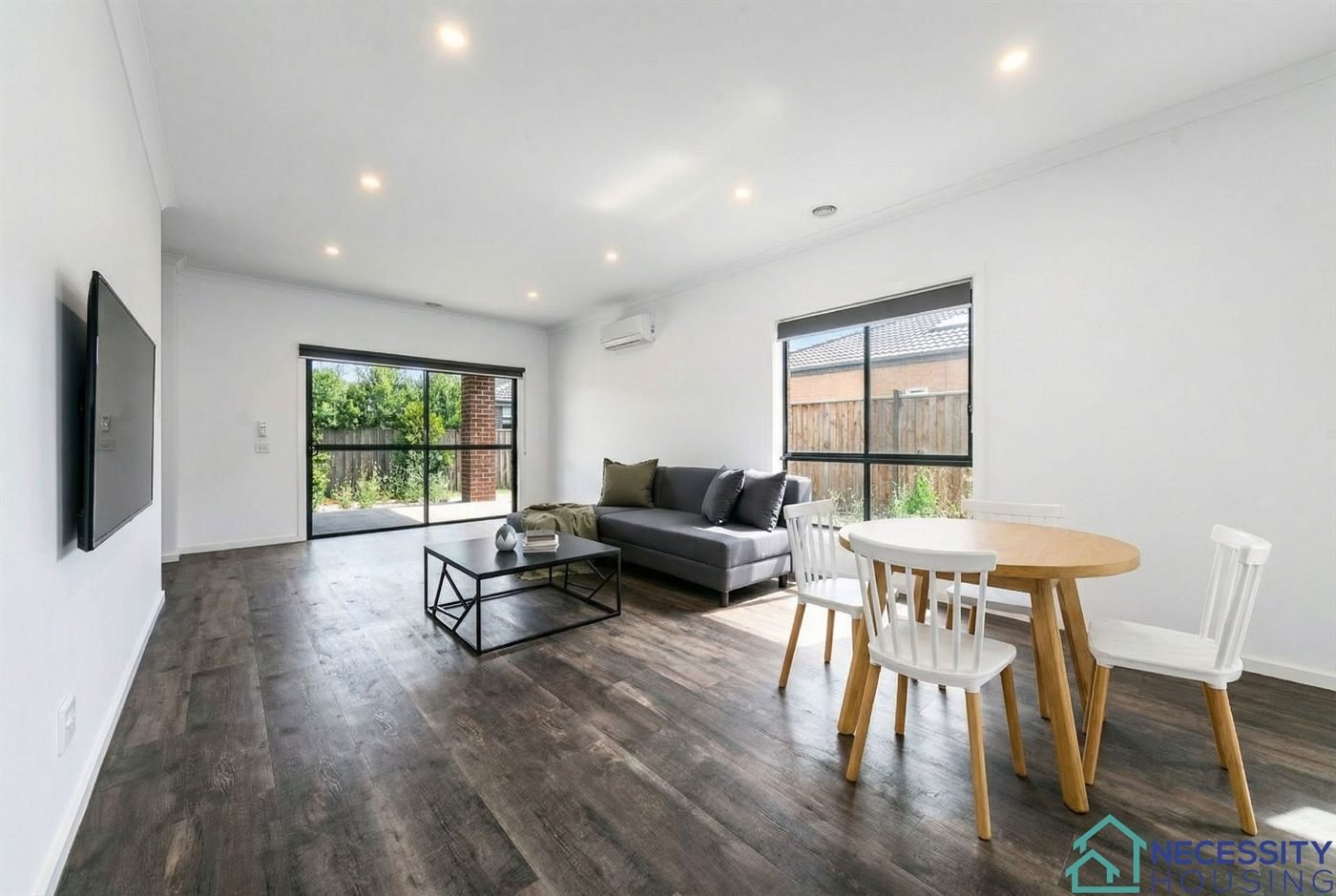 35 Westbourne Street, photograph 2.