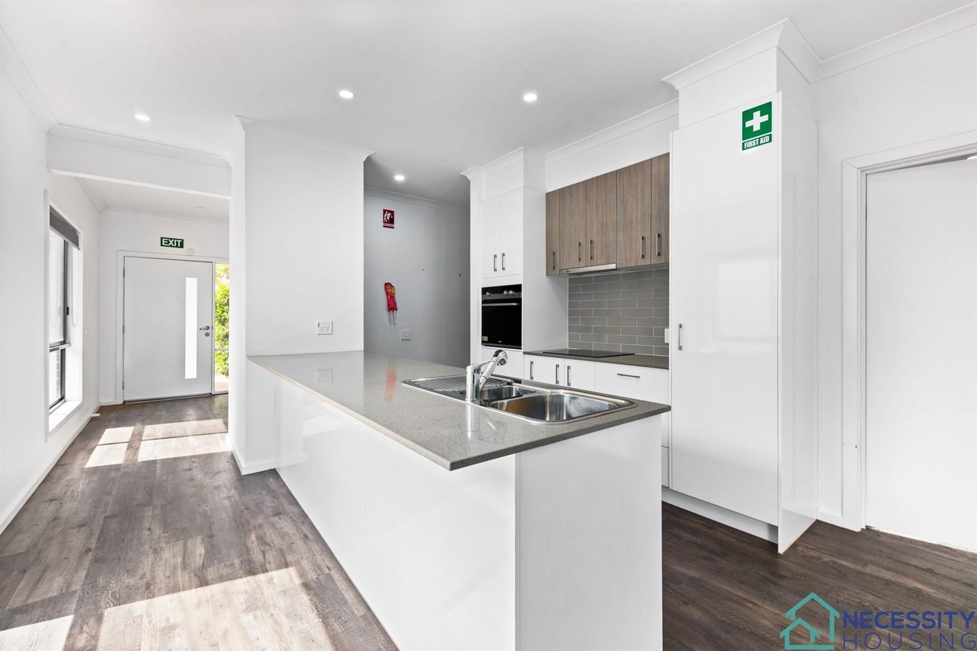 35 Westbourne Street, photograph 3.