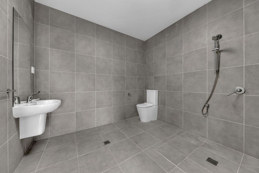 36 Innsbruck Road, photograph 11.