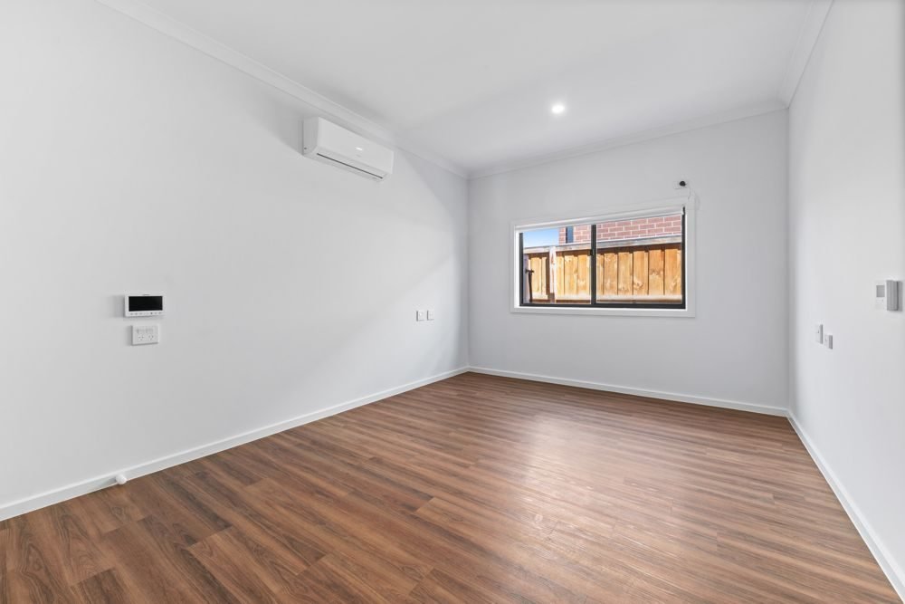 37 Hawkestone Street, photograph 8.