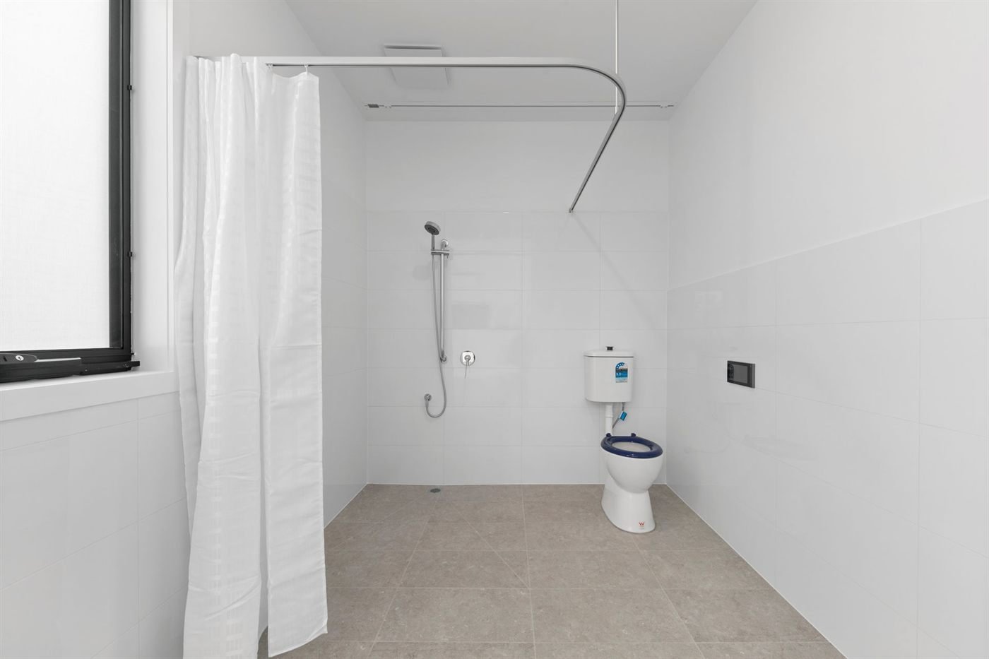 4/39 Serene Terrace, photograph 9.