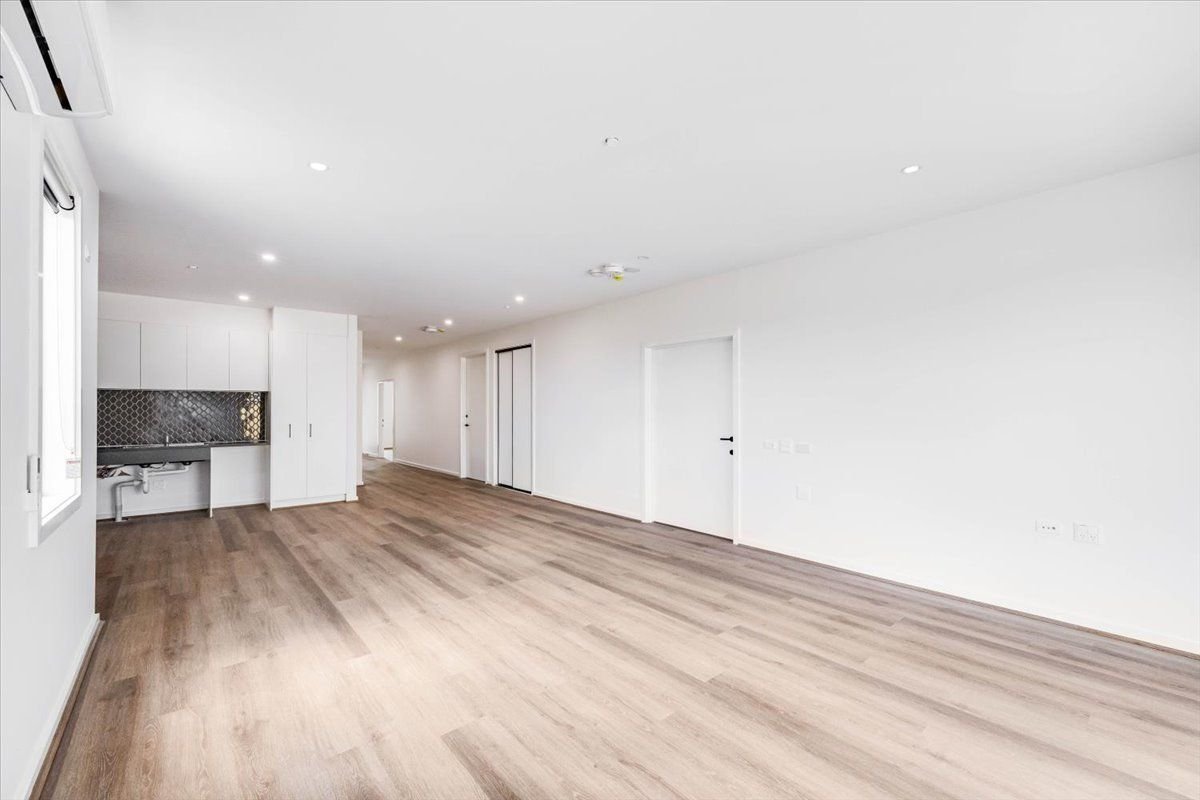4 Denmead Drive, photograph 5.