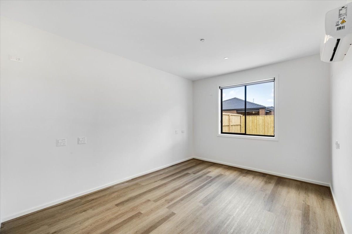 4 Denmead Drive, photograph 9.