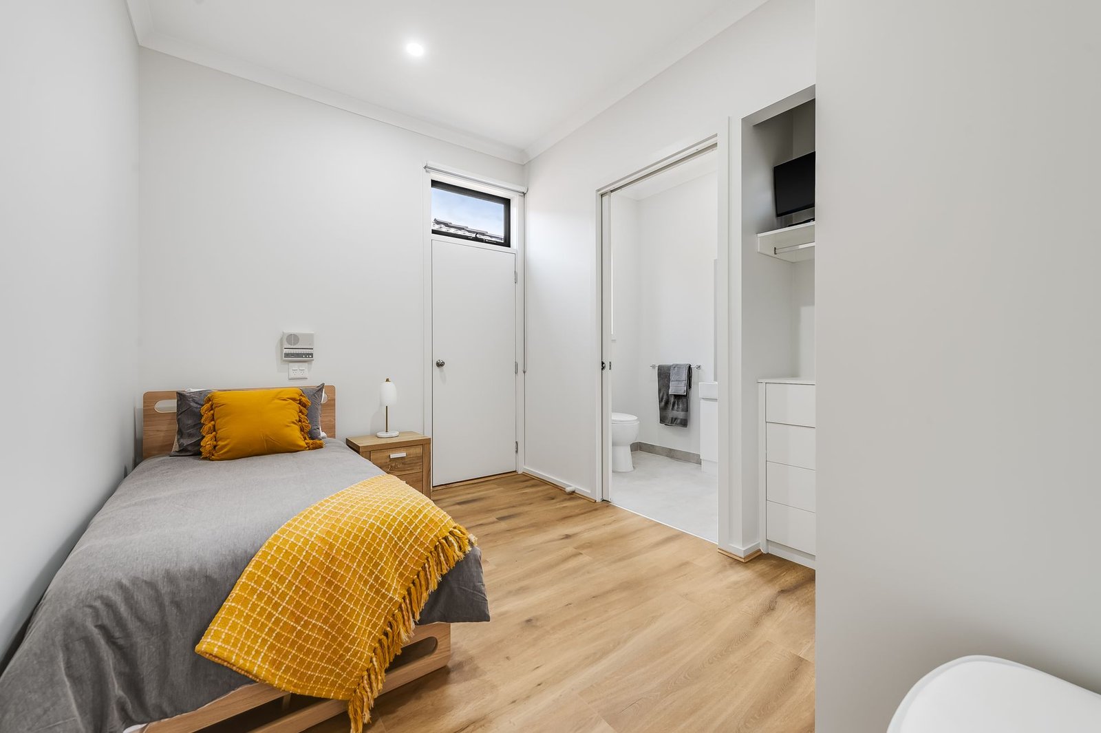 4 Giffen Street, photograph 3.