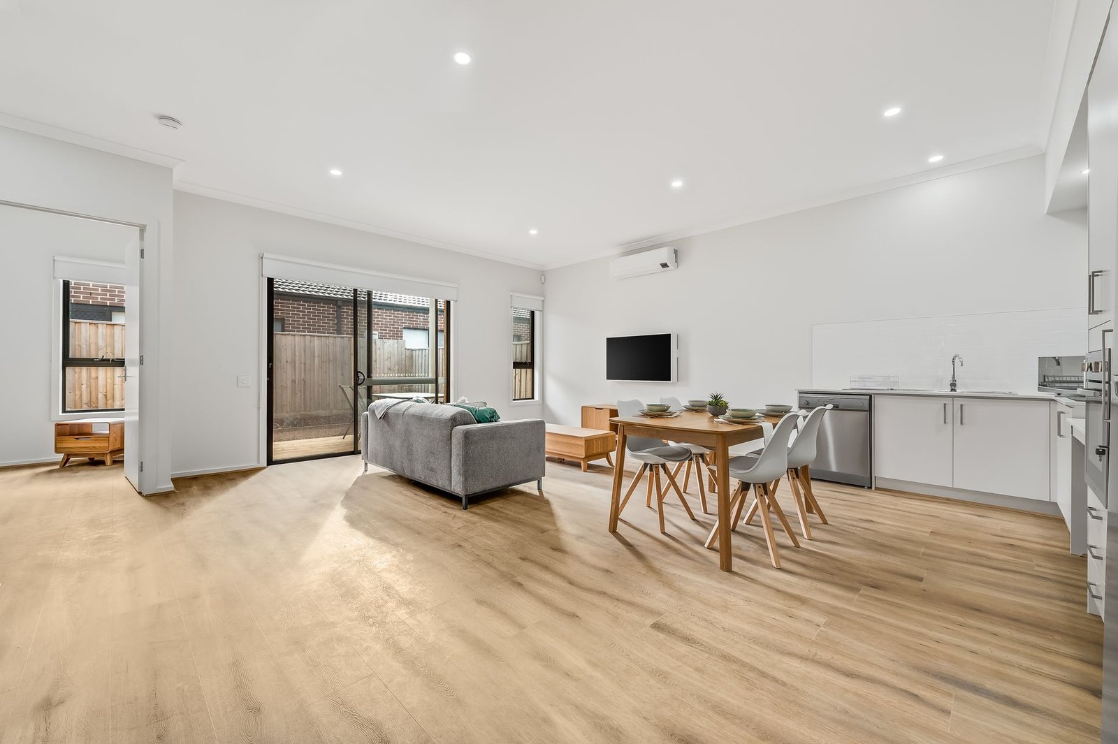 4 Giffen Street, photograph 8.