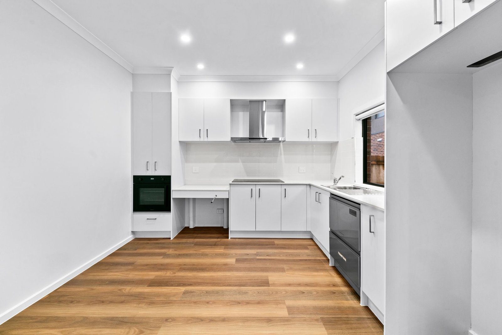 40 Canyon Circuit, photograph 4.