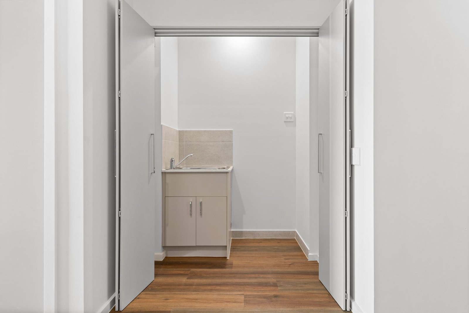 43 Canyon Circuit, photograph 13.