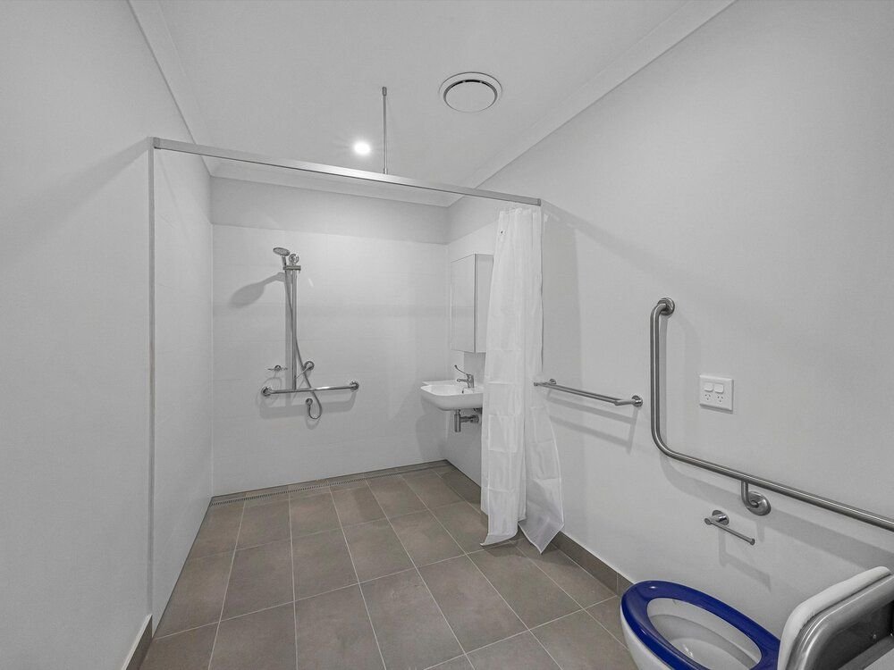 43 Leeward Drive, photograph 8.