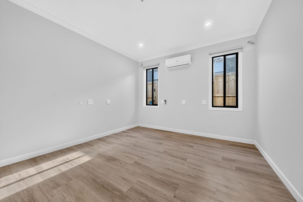 48 Montego Boulevard, photograph 6.