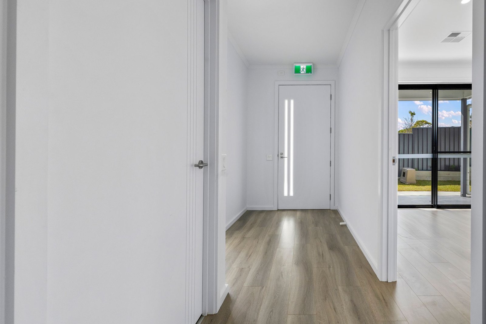 5 Dungey Road, photograph 13.