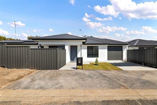 The home at 5 Dungey Road Old Noarlunga.