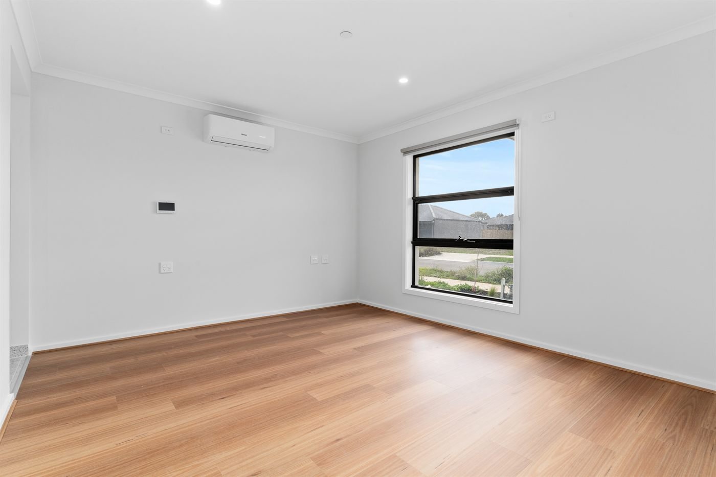55 Ackland Street, photograph 5.