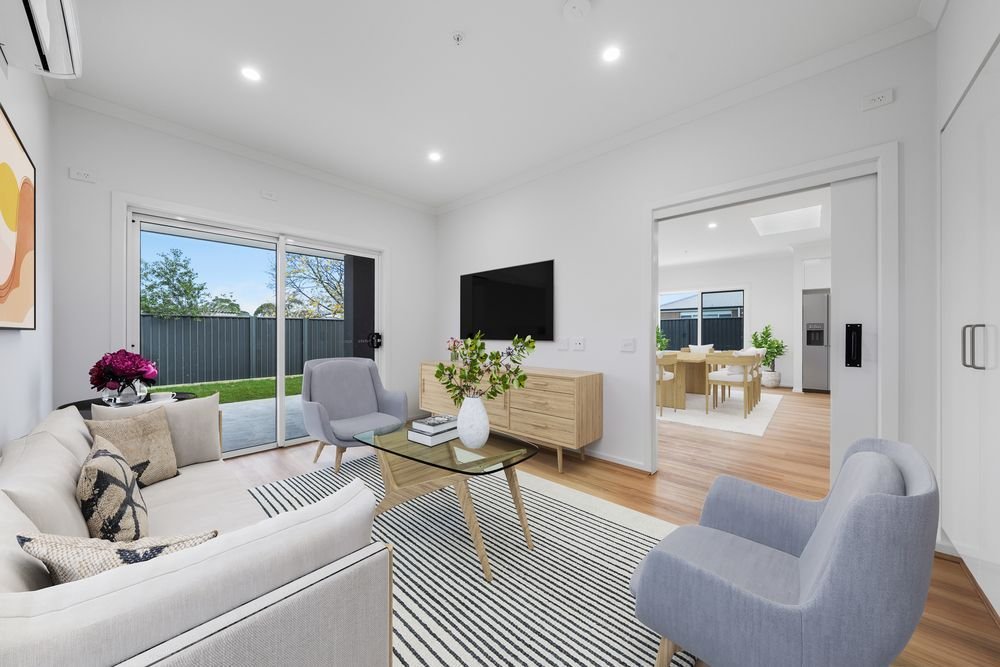 57 Montview Court, photograph 1.