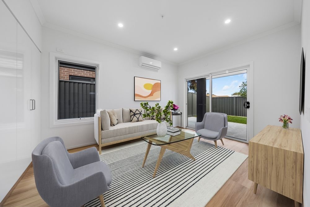 57 Montview Court, photograph 2.