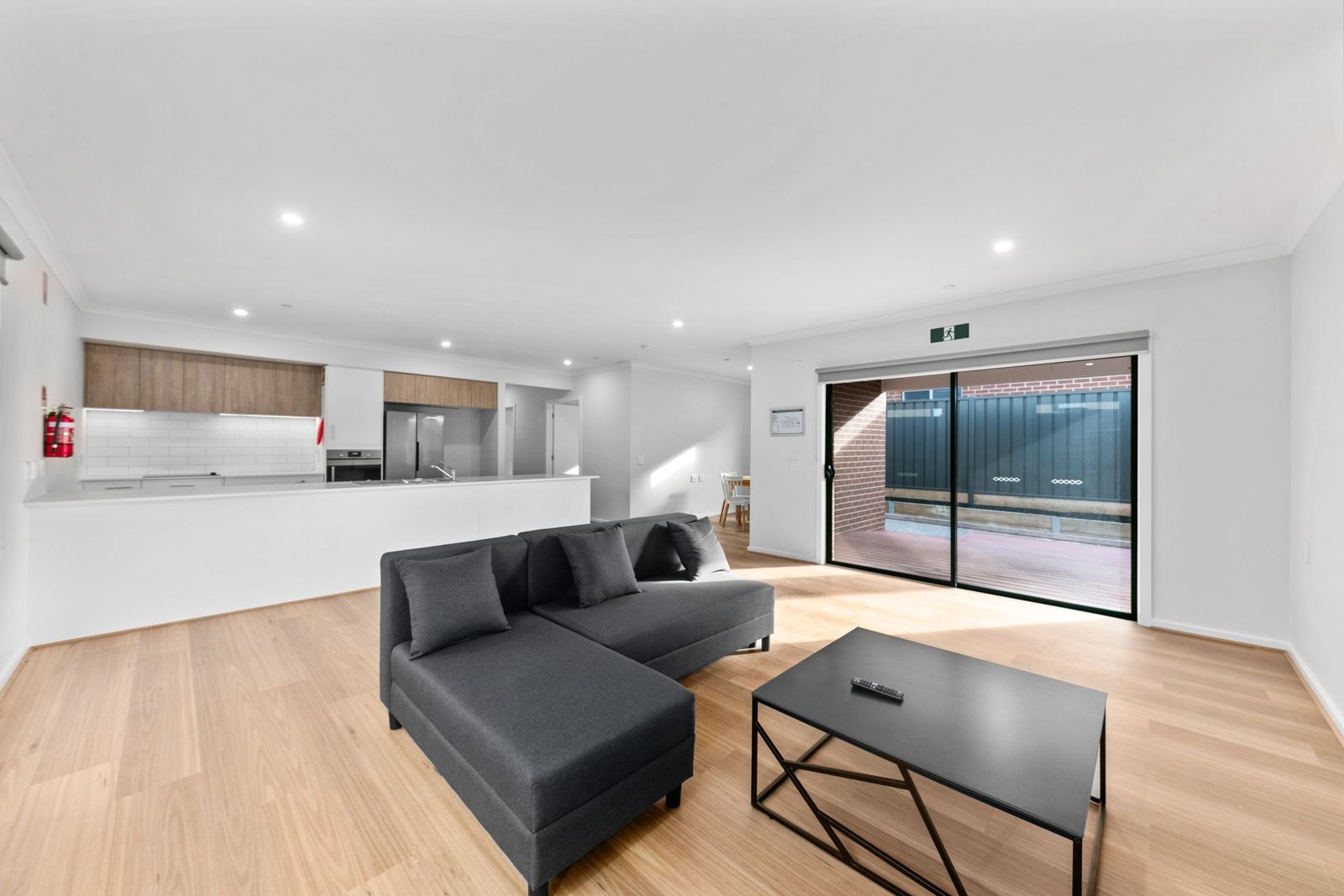 6 Benson Drive, photograph 2.