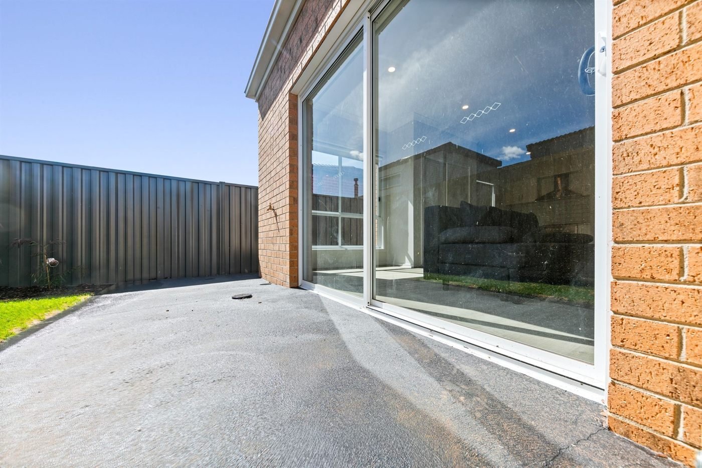 60 Hanover Circuit, photograph 9.