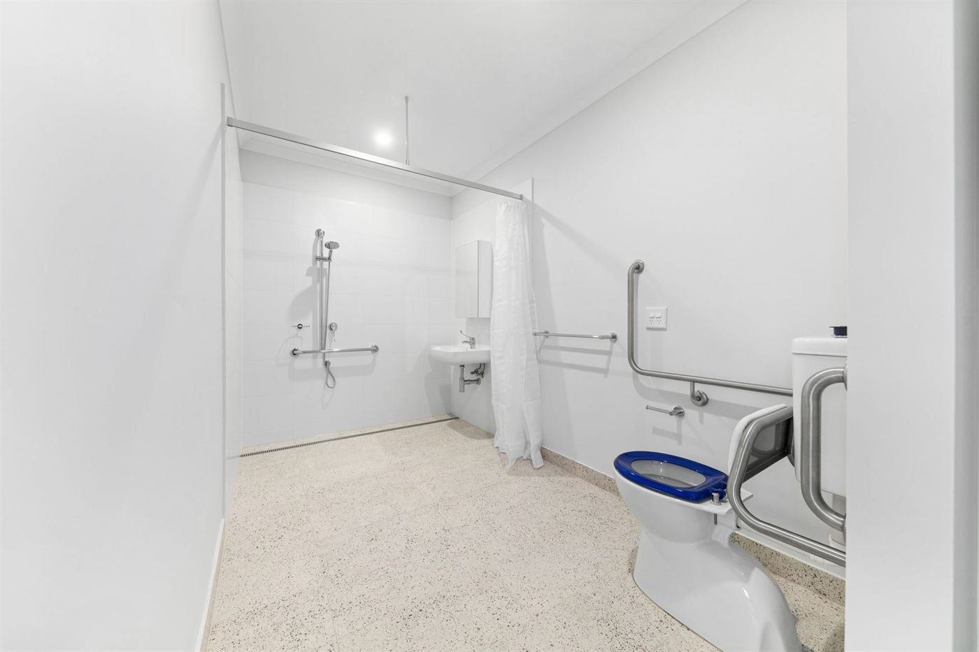 60 Lovicks Road, photograph 4.