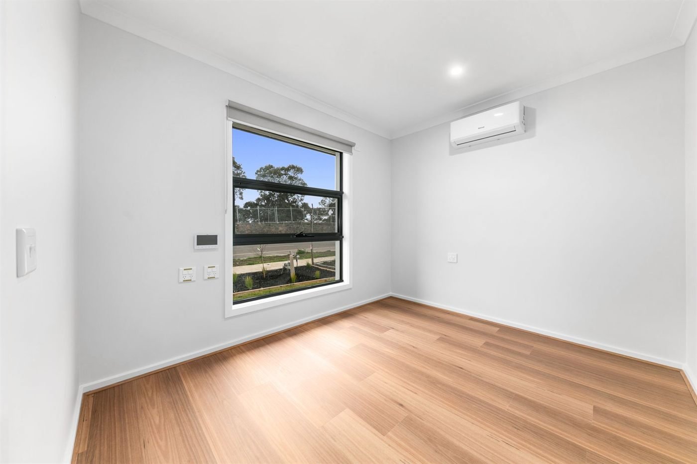 60 Lovicks Road, photograph 8.