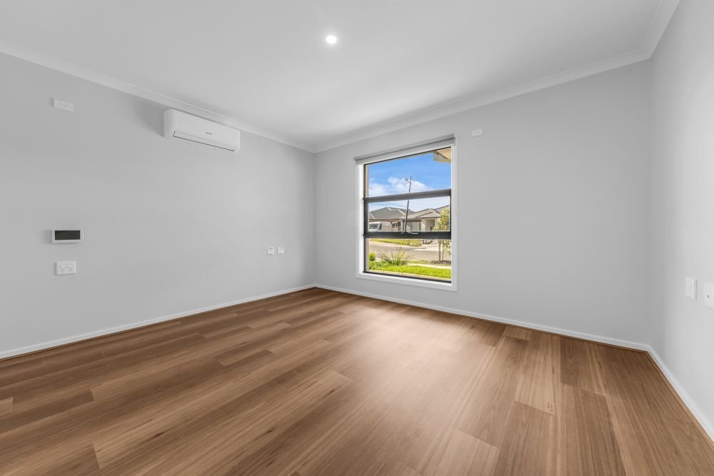 62 Bayberry Street, photograph 7.