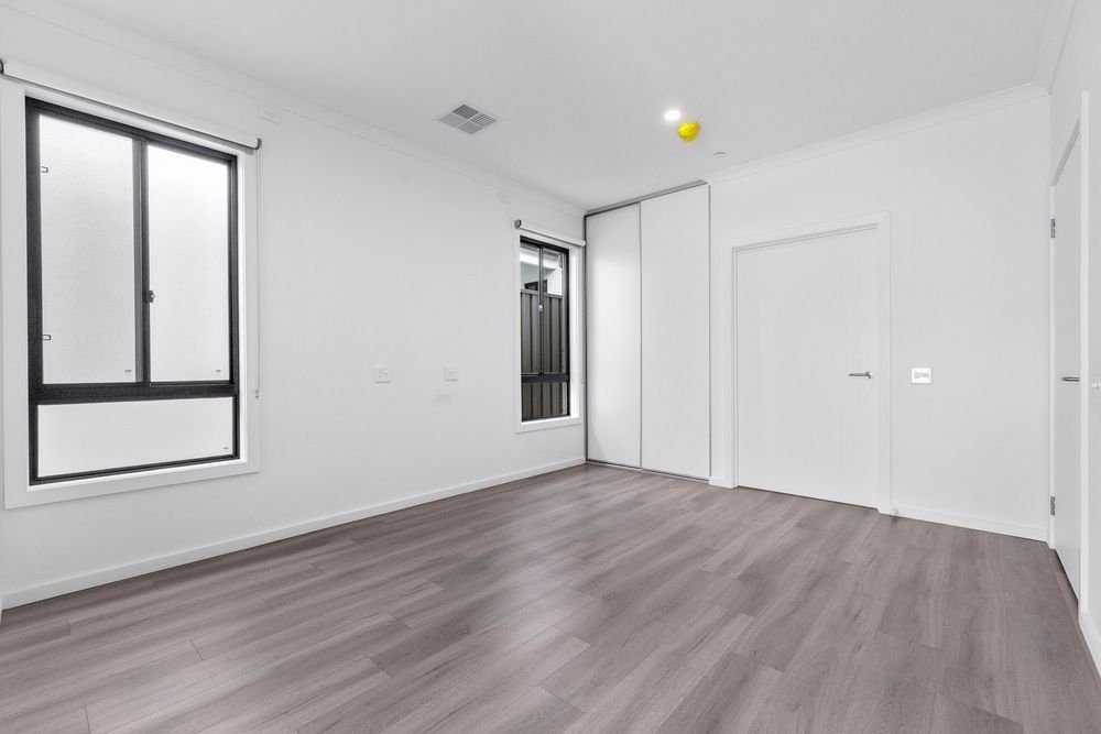 7 Dungey Road, photograph 4.