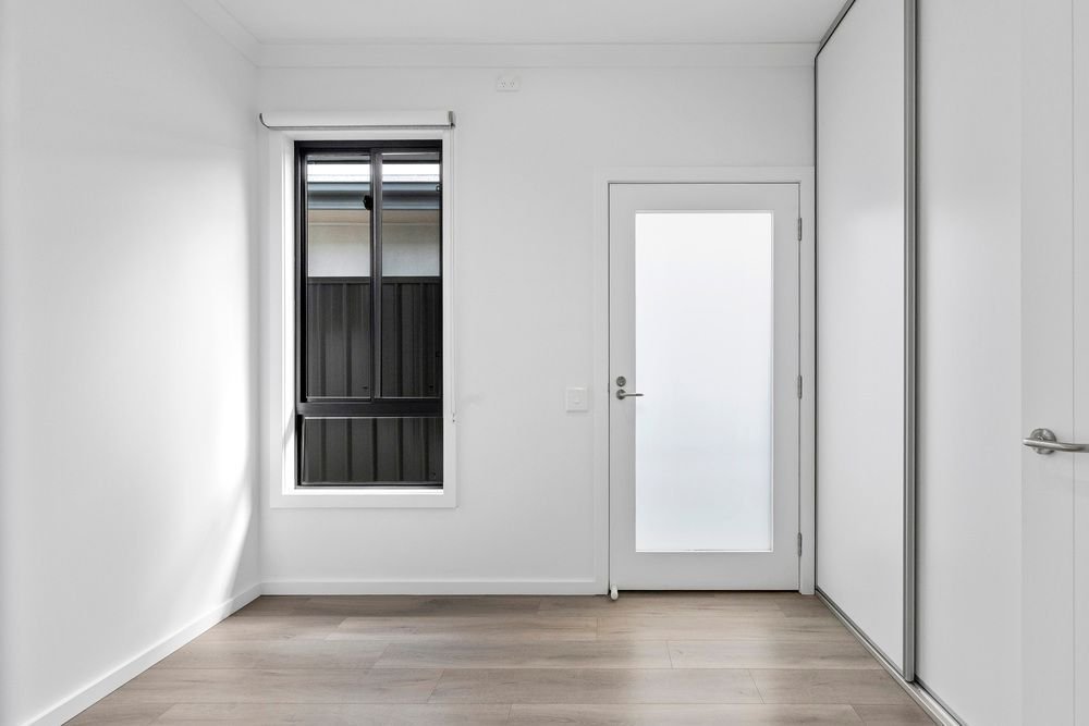 7 Dungey Road, photograph 6.