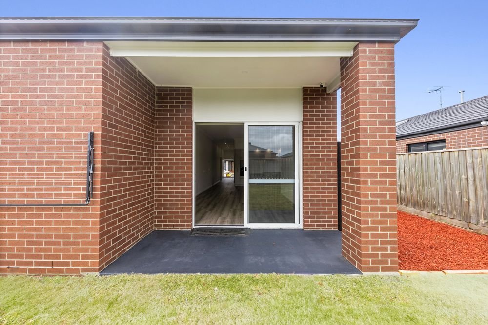 7 Riverton Boulevard, photograph 13.