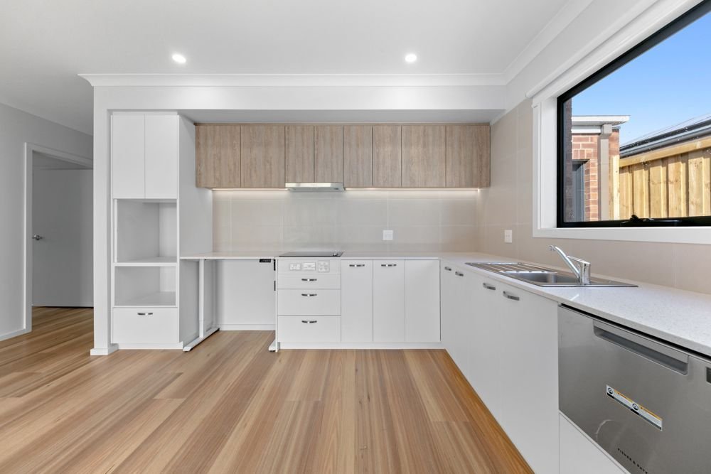 7 Sheoak Court, photograph 4.