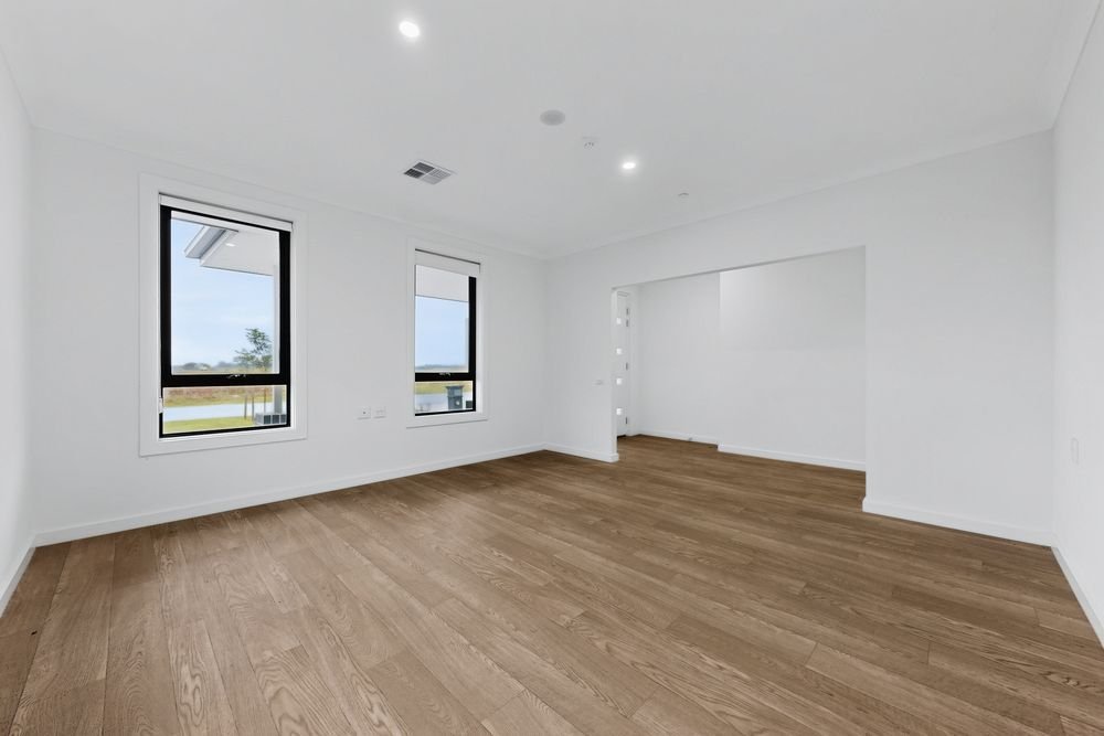 84 Fradd Road, photograph 7.