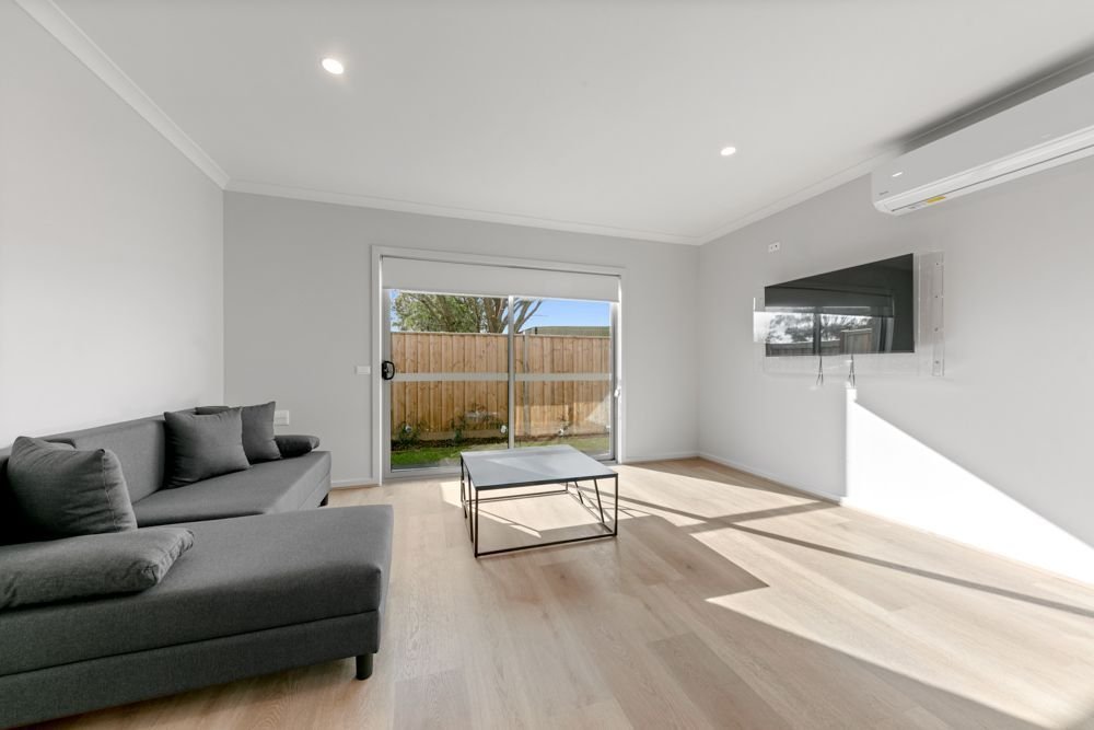 9 Stingray Street, photograph 2.