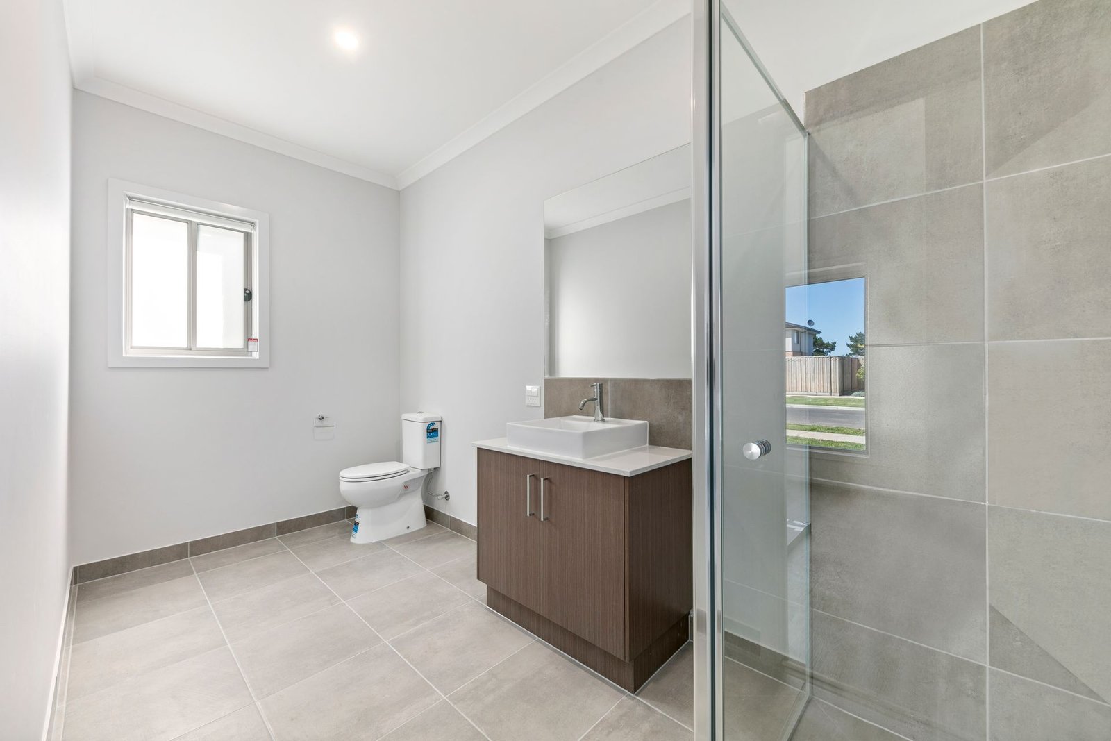 97 Robinson Street, photograph 2.