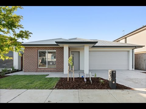Video thumbnail: Watch the walkthrough of 97 Robinson Street